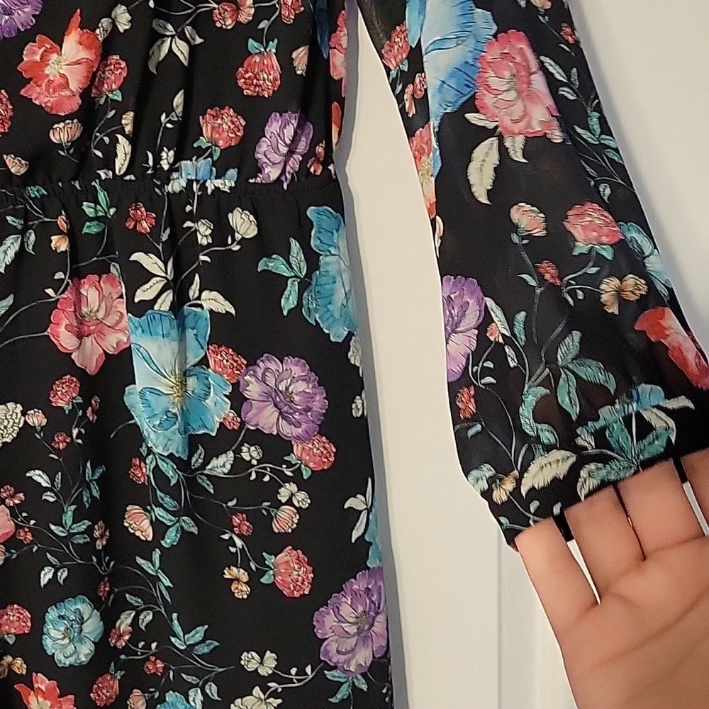 Express Romper - Picture 4 of 4